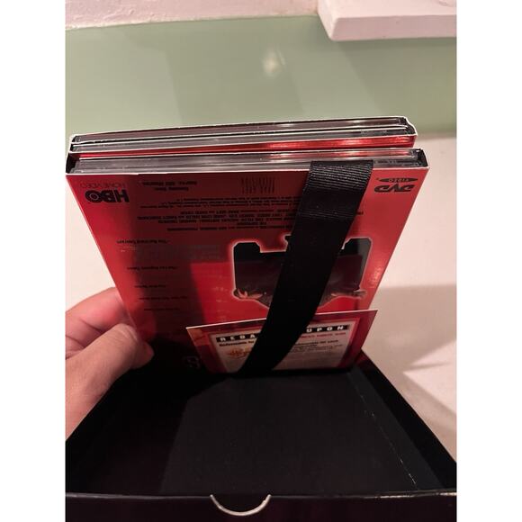 The Sopranos - The Complete First Season (DVD, 2000, 4-Disc Set, DVD Collection) - Picture 5 of 6